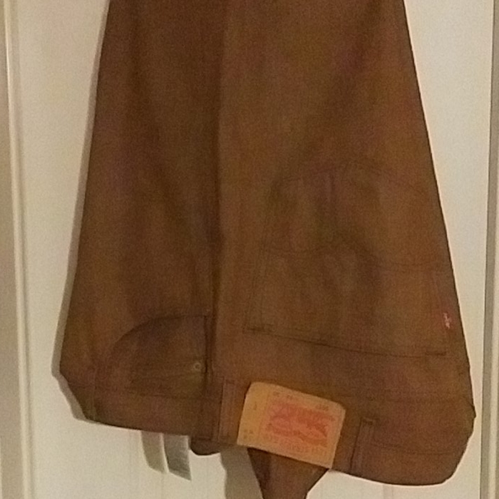 Levis